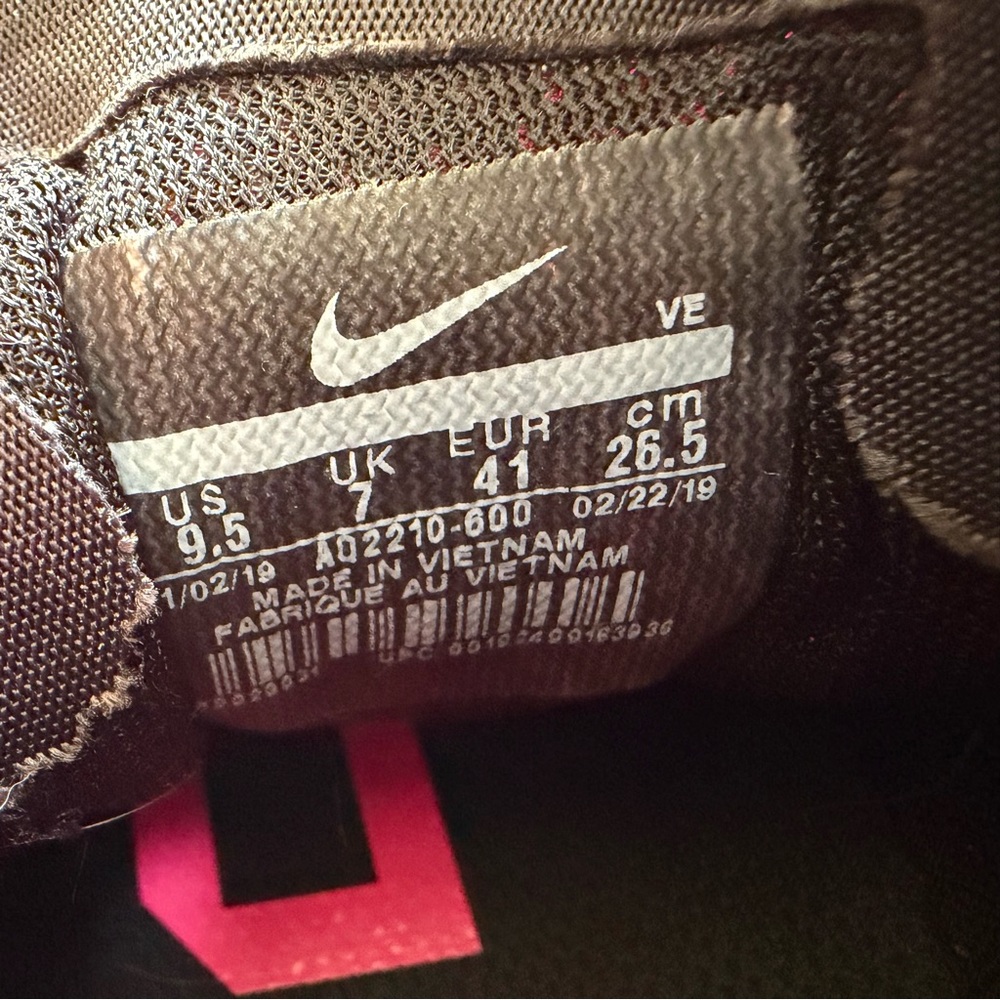 Nike Women's Zoom Pegasus Size 9.5 Hot Pink and Black Athletic Shoes - Picture 9 of 9